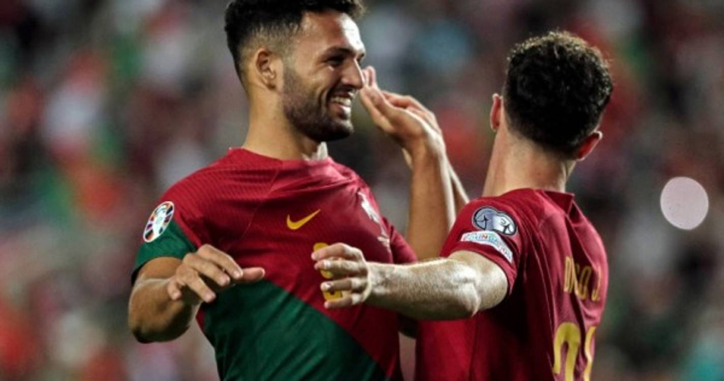 Portugal aplica 'goleada das antigas' ao Luxemburgo