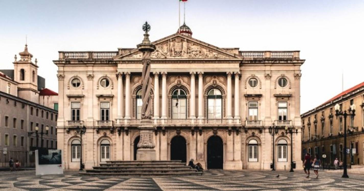 Presidente e vogal da EMEL apresentaram demissão à Câmara de Lisboa