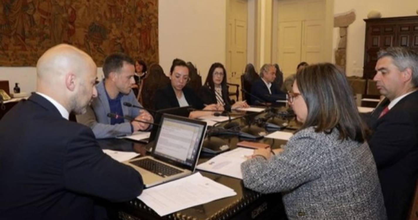 Comissão Especializada de Administração Pública, Trabalho e Emprego aprovou projeto de resolução do PCP