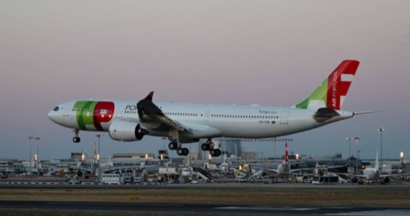 Avião da TAP colidiu com uma moto