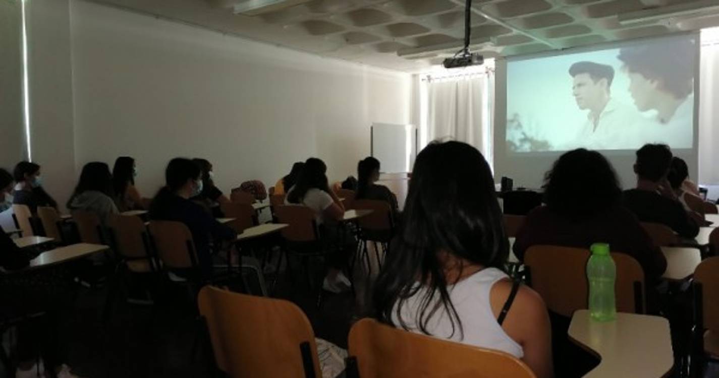 Filme 'Cartas de Fora' apresentado na Escola Básica e Secundária da Calheta