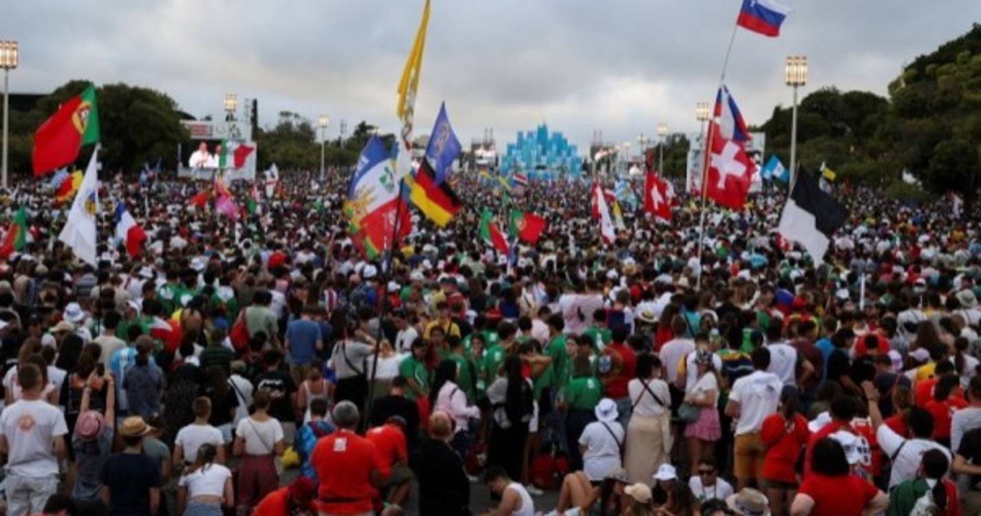 Peregrinos preparam-se para noite diferente no Parque Tejo