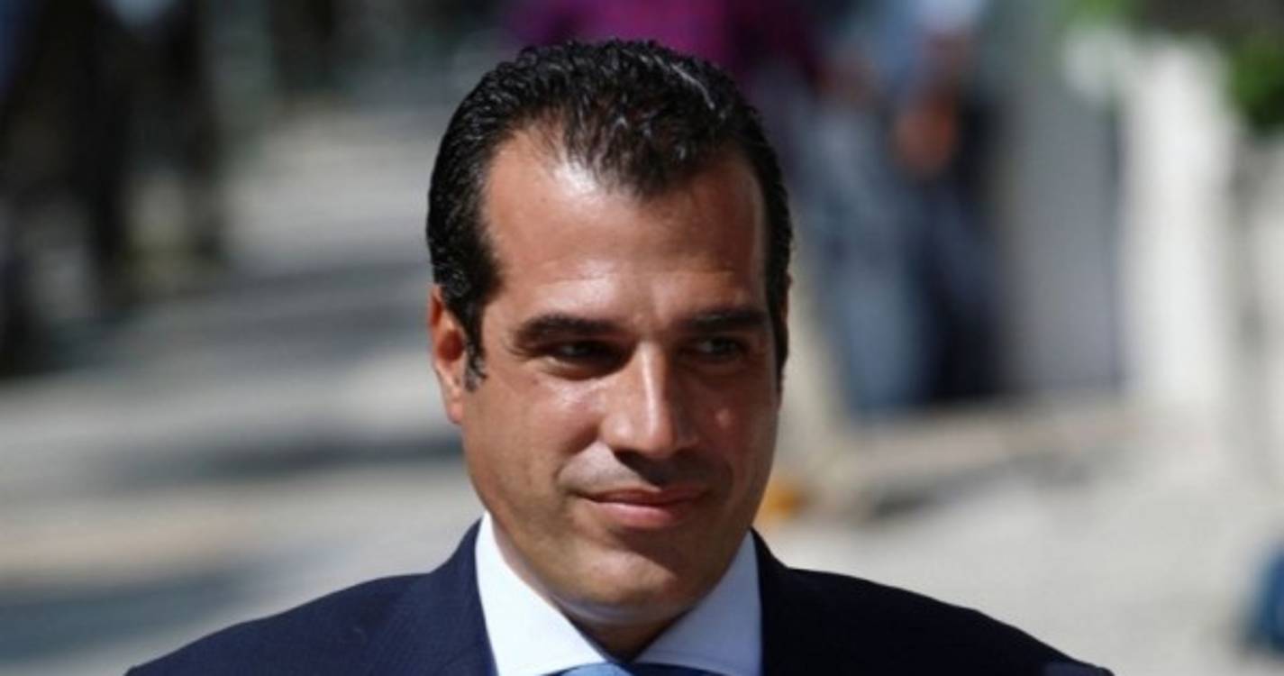 Novo ministro da Saúde grego pede desculpa por comentários sobre o Holocausto