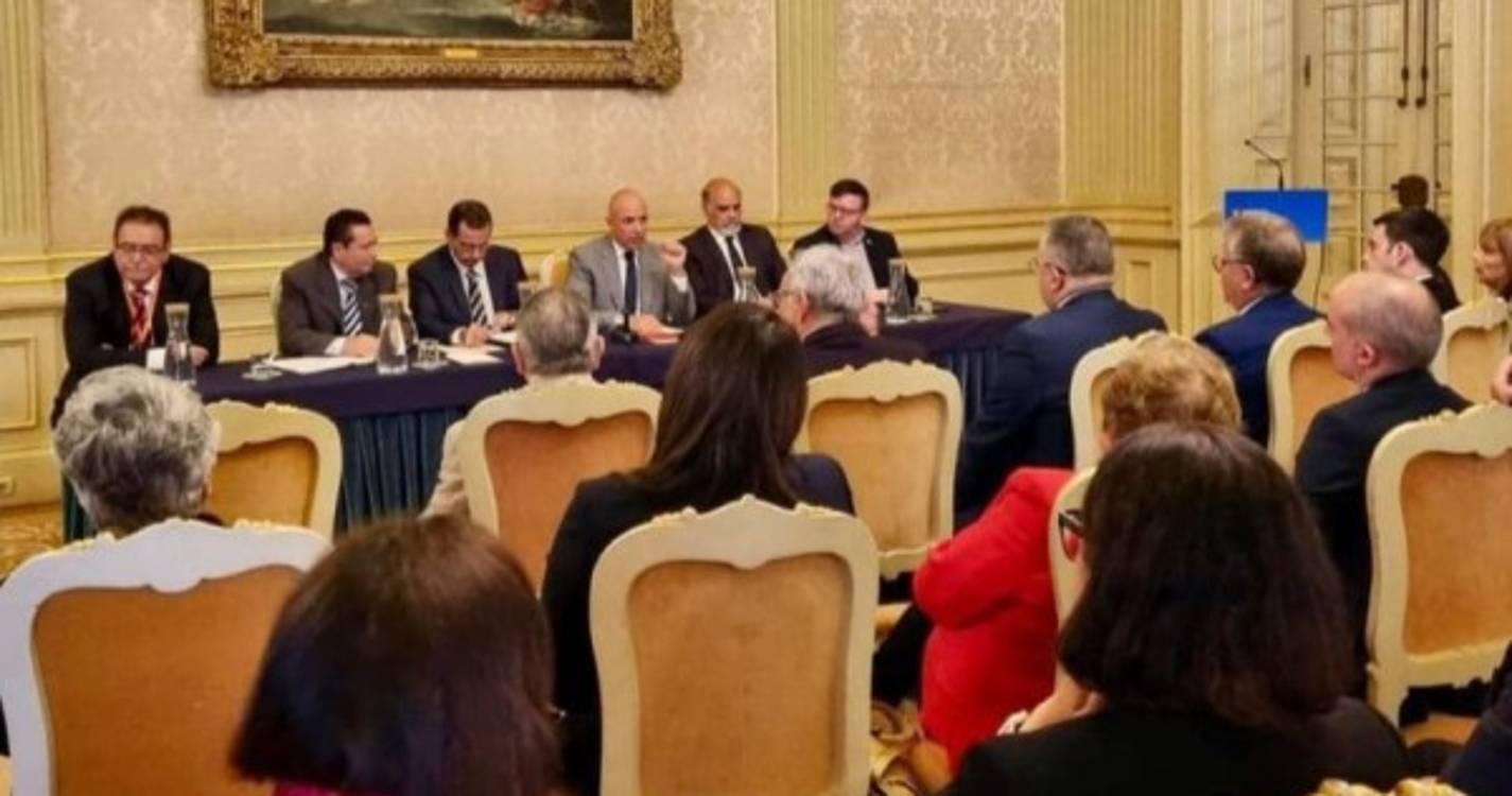 Paulo Cafôfo assegura &#34;forte empenho&#34; do Governo no reforço das políticas para a diáspora