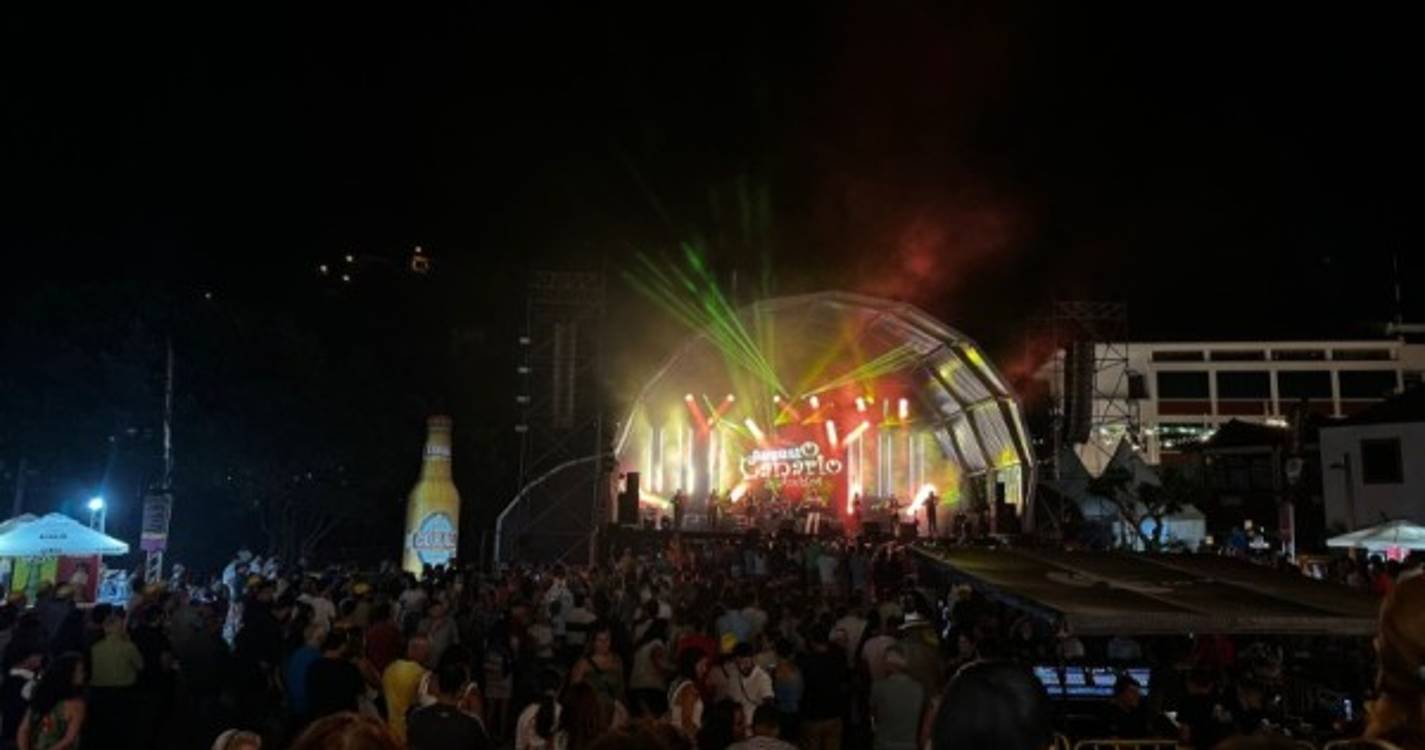 Augusto Canário 'à desgarrada' em São Vicente