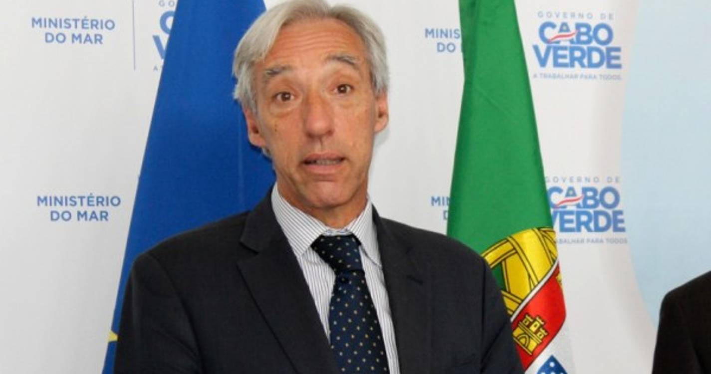 MNE confirma contactos com Reino Unido sobre venda do Chelsea