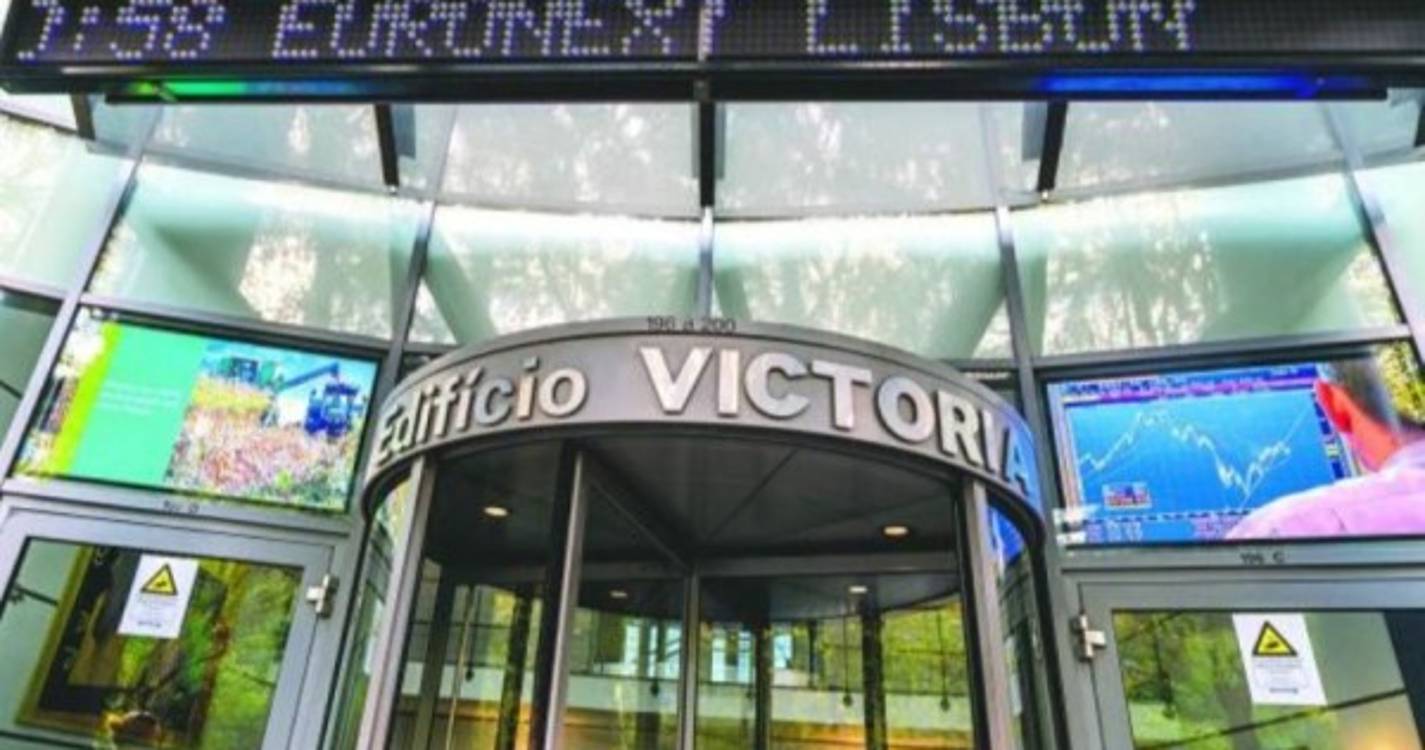 Bolsa de Lisboa destaca-se nas descidas na Europa com PSI a cair 2,42%