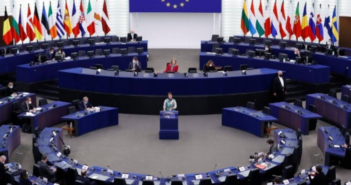 Parlamento Europeu aprova Política Agrícola Comum apesar de contestação