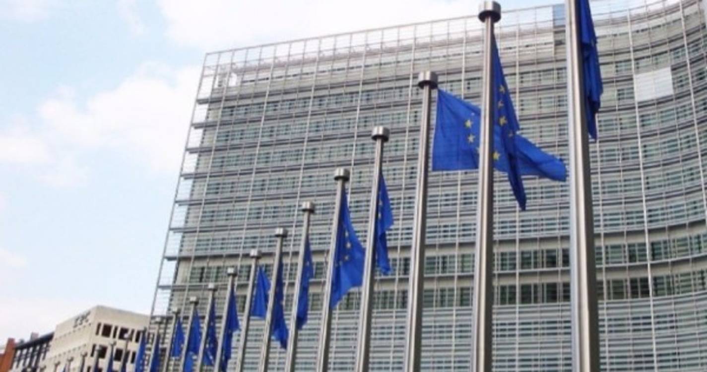 Comissão Europeia propõe controlos mais apertados para armas de uso civil