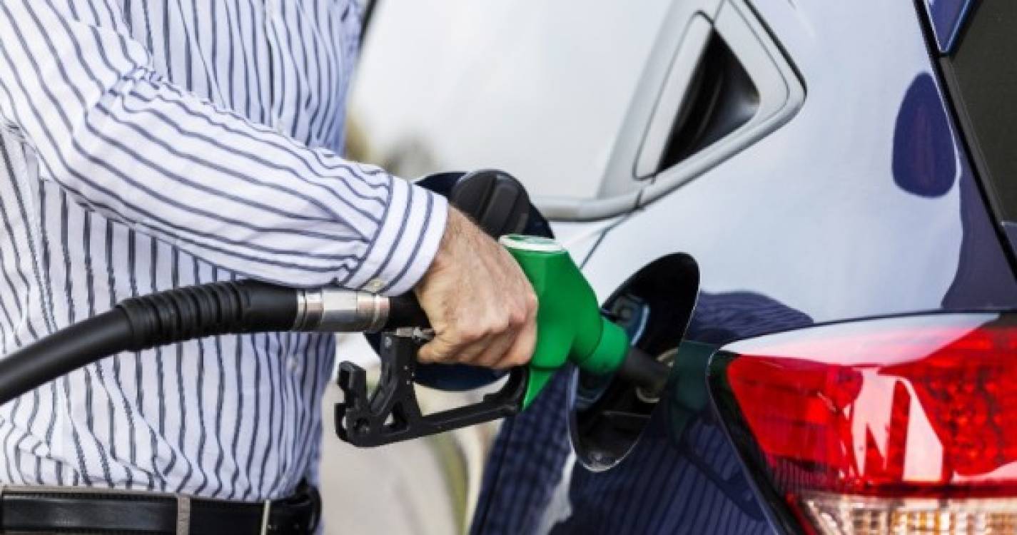 Gasolina e gasóleo sobem mais de um cêntimo segunda-feira