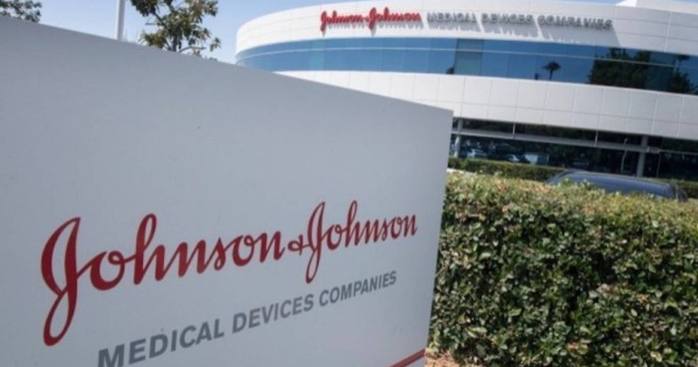 Johnson & Johnson propõe 8,1 ME para acabar com processos sobre pó de talco