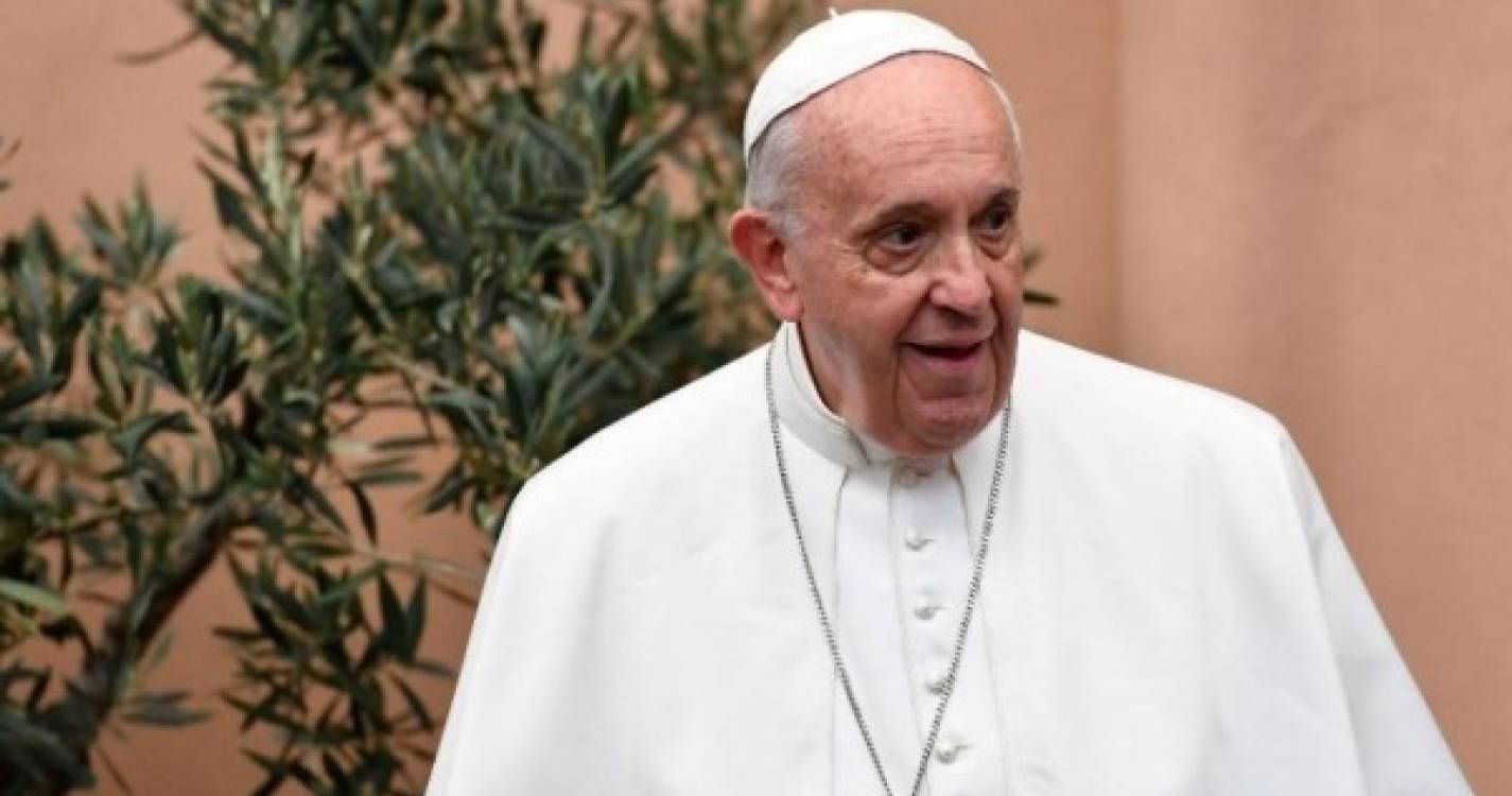 Papa pede &#34;responsabilidade&#34; aos políticos italianos nas eleições de 25 de setembro