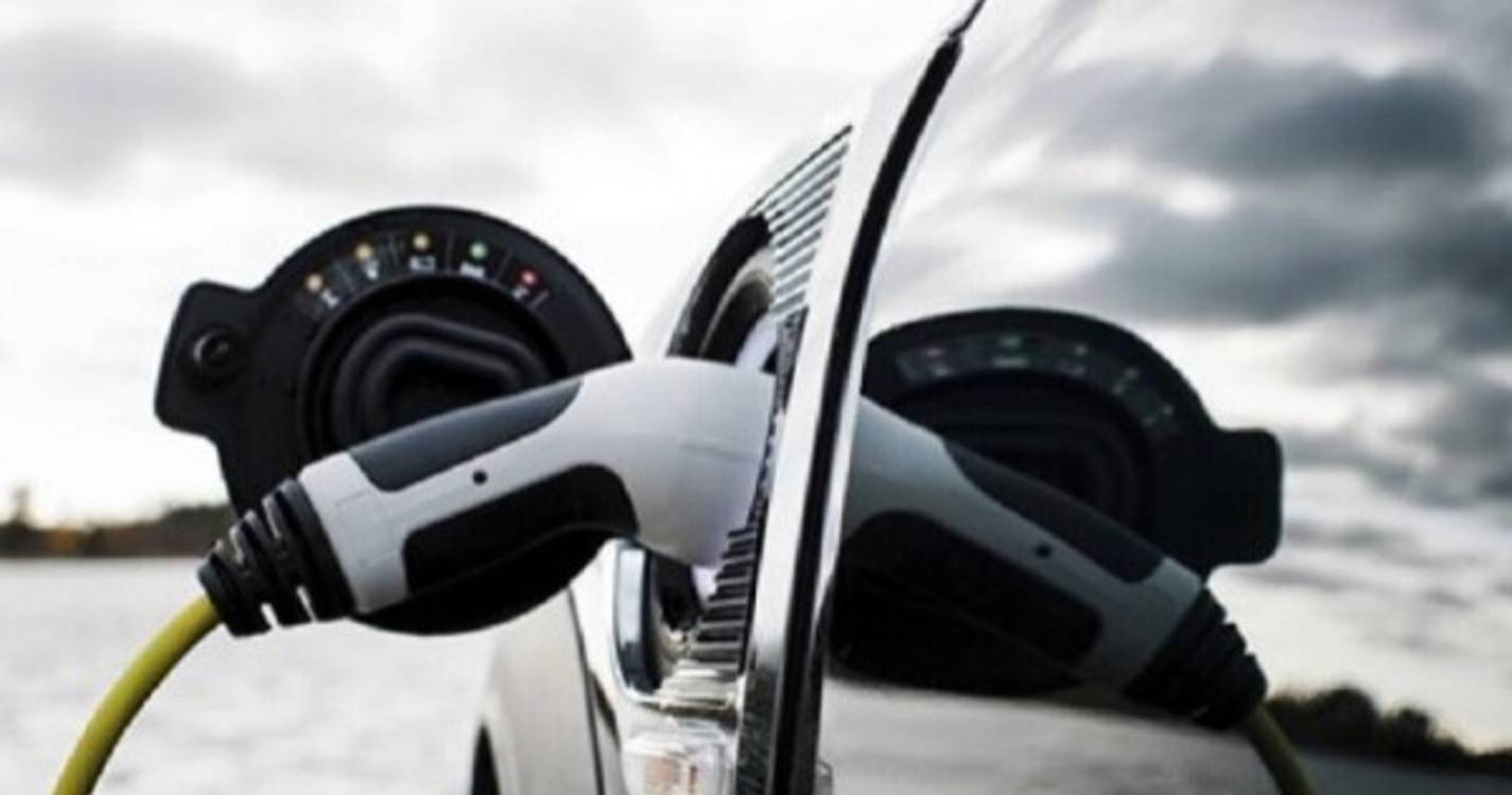 Parceria sino-portuguesa quer criar postos de carregamento elétrico em Portugal