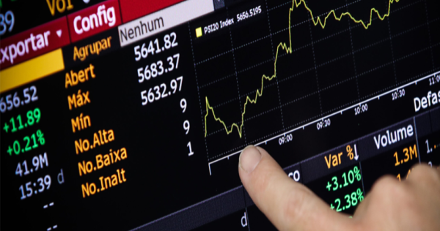 Bolsa de Lisboa fecha no 'verde' com PSI a subir 0,15%