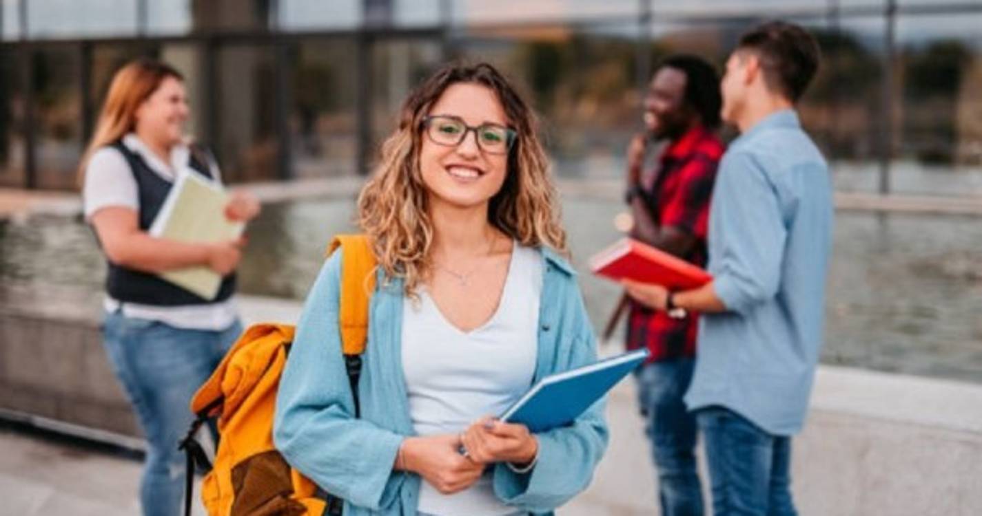 Pousadas da juventude reforçam alojamento para universitários em cerca de 9%