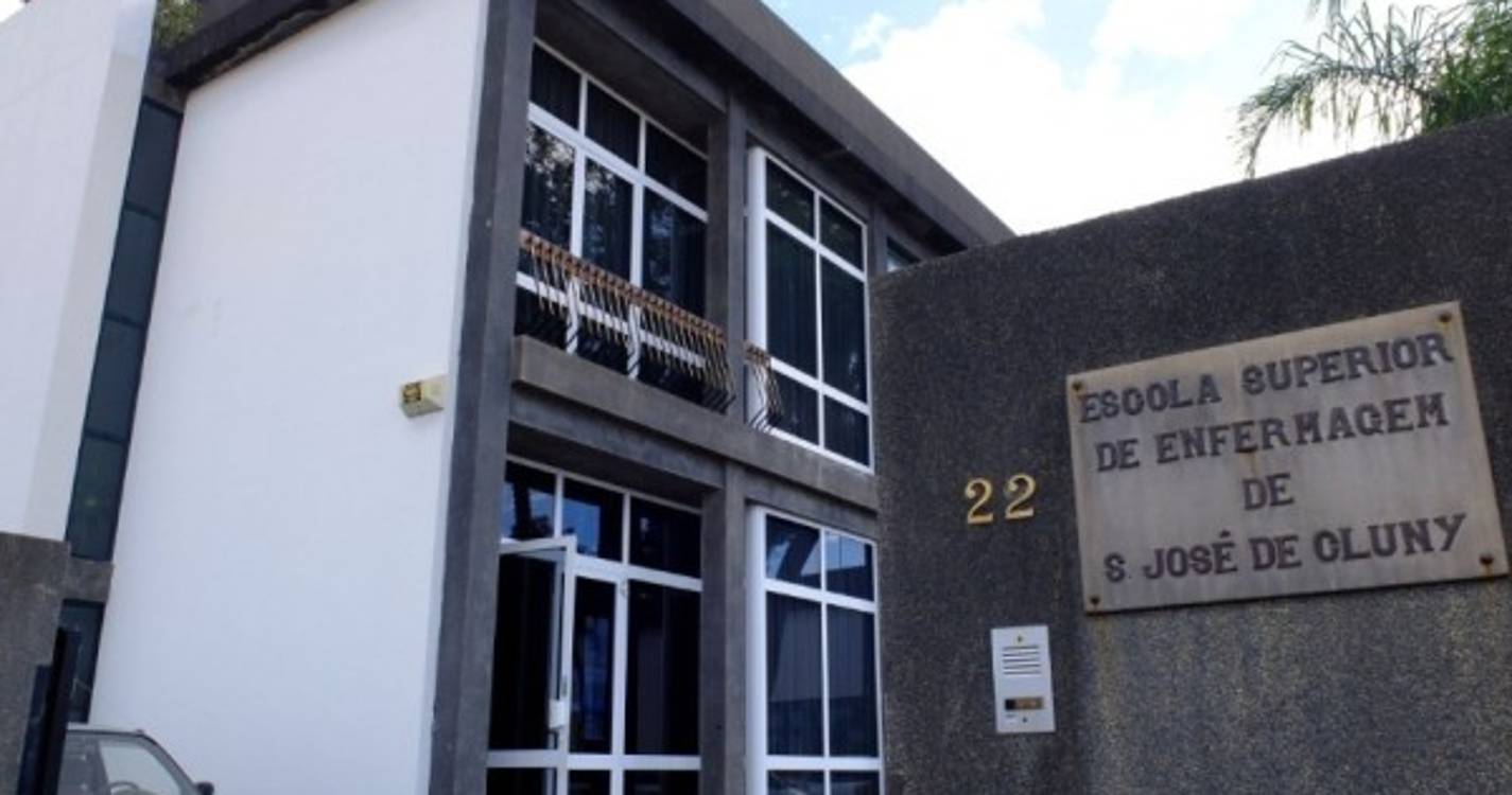 Escola Superior de Enfermagem de São José de Cluny celebra 75 anos