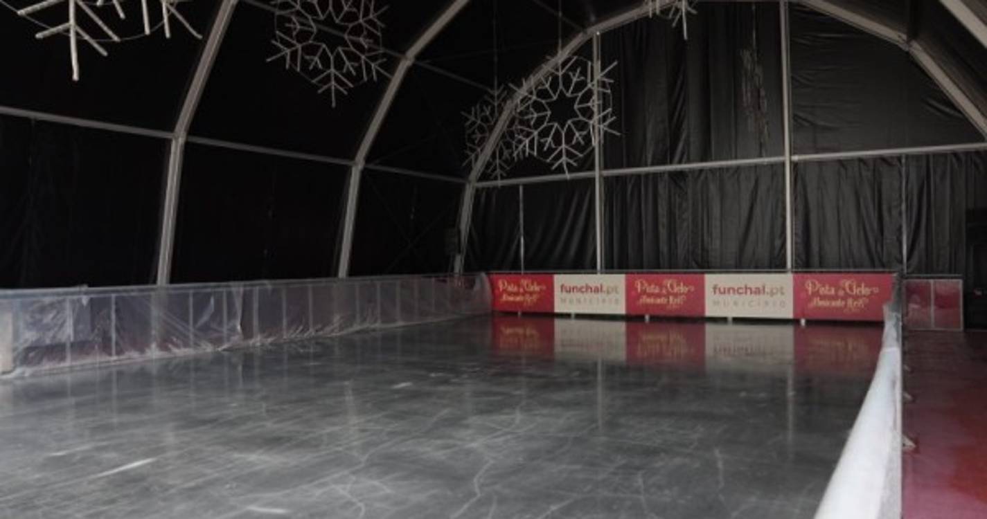 Funchal em contagem decrescente para a inauguração da pista de gelo (com fotos)