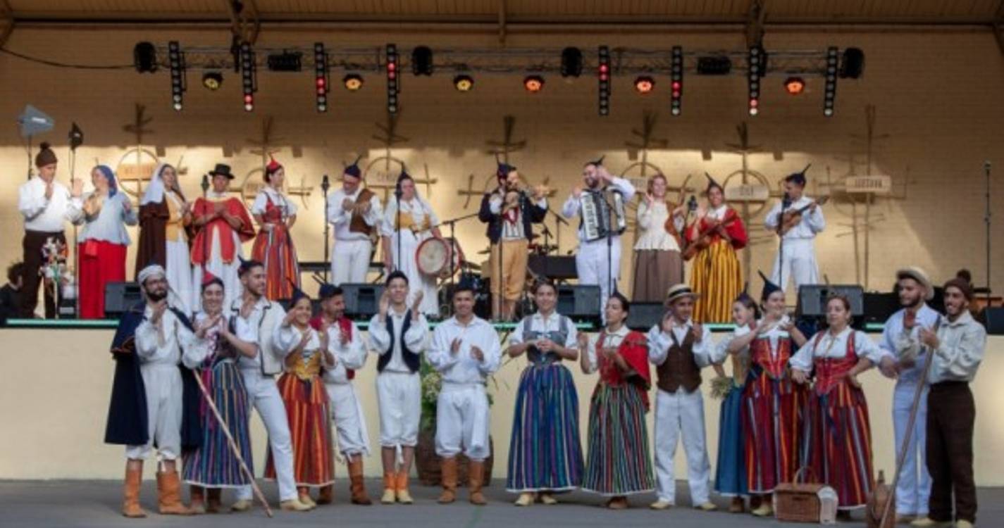 Grupo de Folclore Monteverde participa em Congresso Nacional