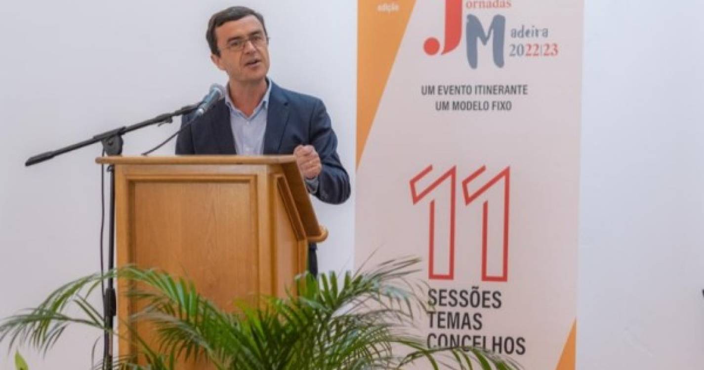 Jornadas Madeira: Pedro Fino responde a Nuno Maciel afirmando que obstáculos da República são tantos