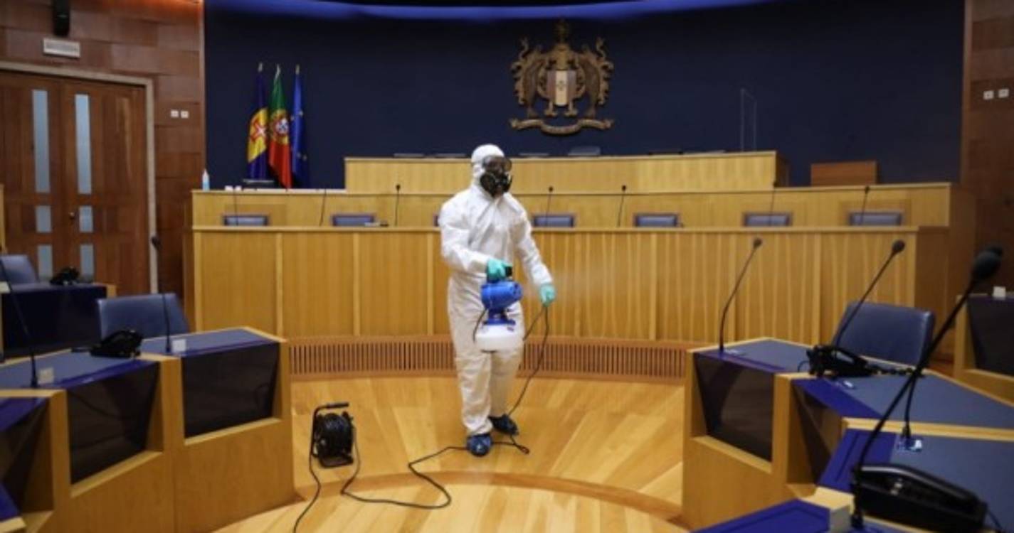 Hemiciclo regional já está a ser desinfetado