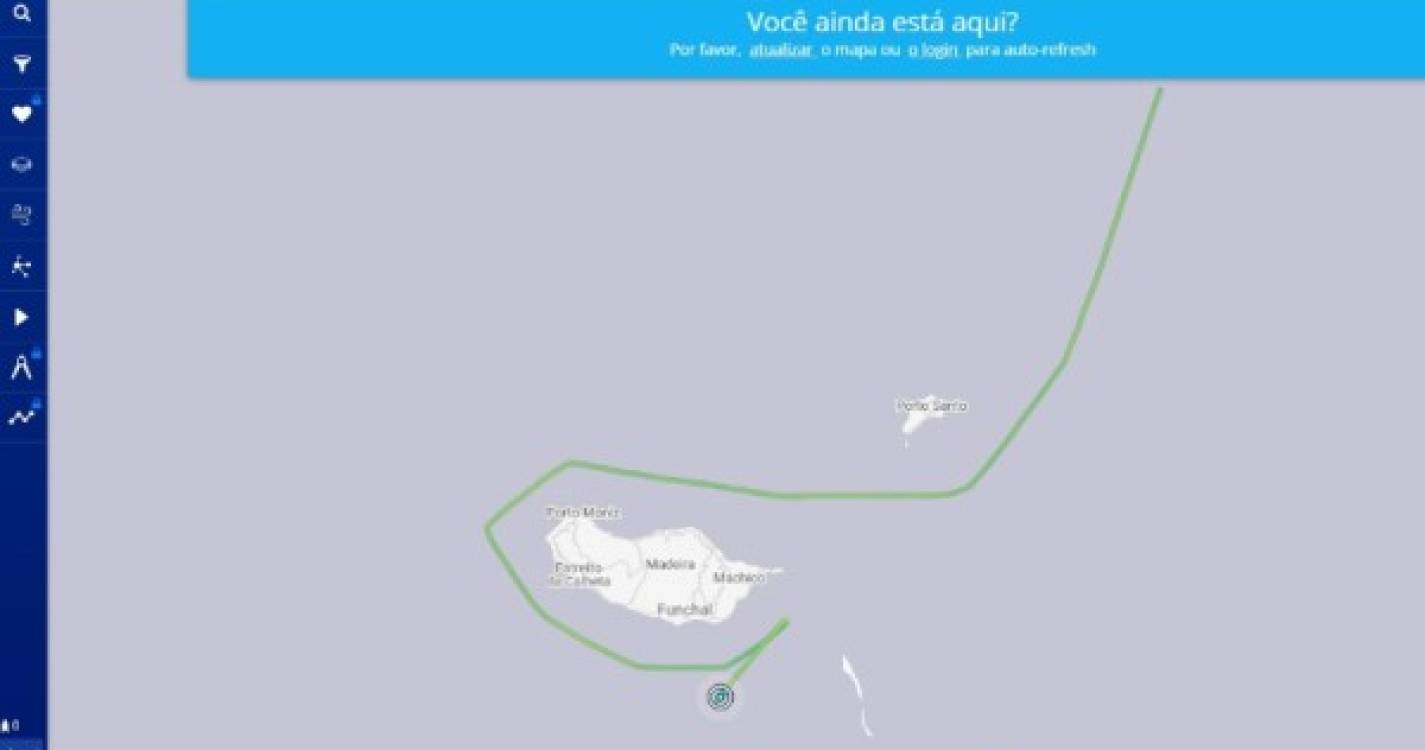 Cargueiro britânico impedido pelo navio patrulha de passar entre a Madeira e as Desertas