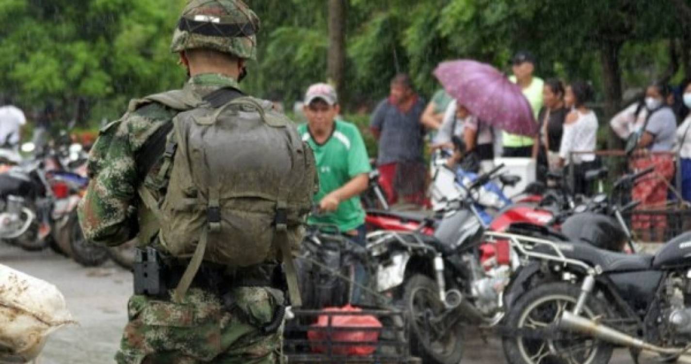 Venezuela: FARC confirmam que têm oito militares venezuelanos em seu poder
