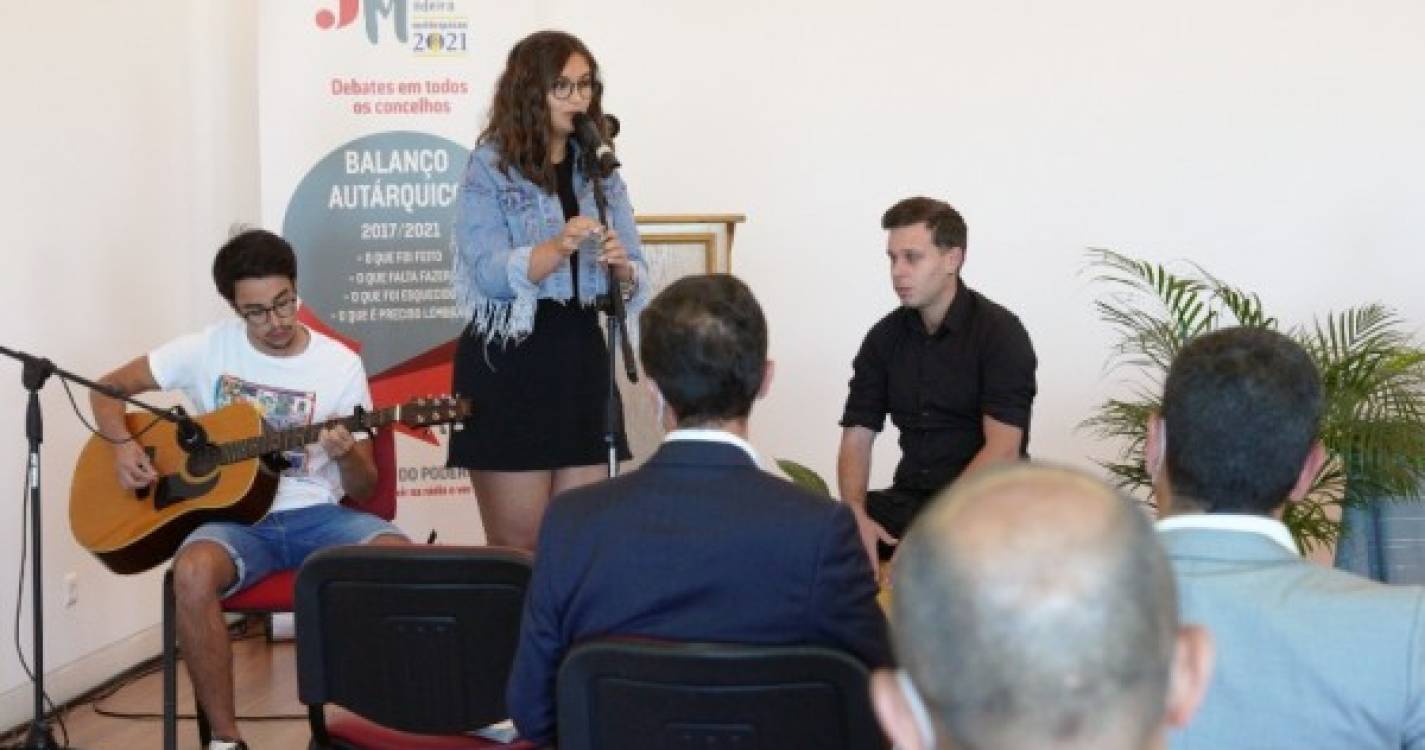 Jornadas Madeira 2021: Micaela Setim ofereceu dois momentos musicais na Calheta (vídeos)