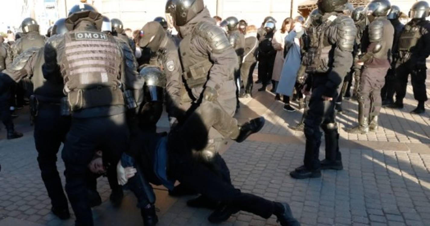 Lavrov acusa o Ocidente de russofobia "grotesca"