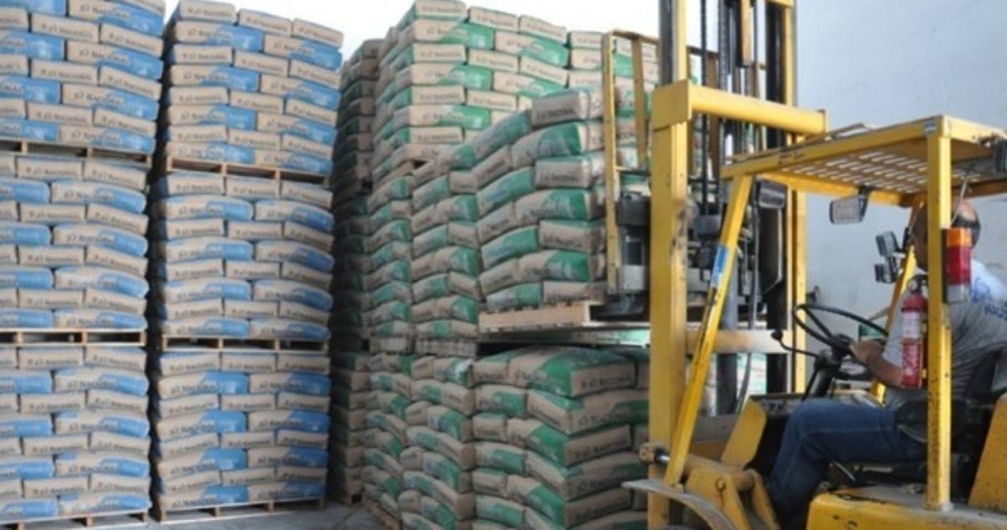 Venda de cimento na RAM ascendeu às 42,1 mil toneladas no 1.º trimestre, mais 34,6% do que no período homólogo