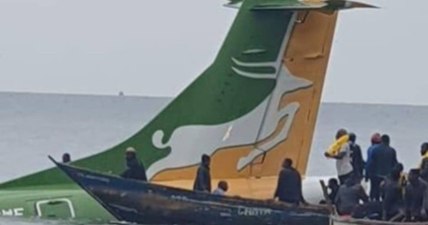 Queda de avião na Tanzânia causa pelo menos três mortos