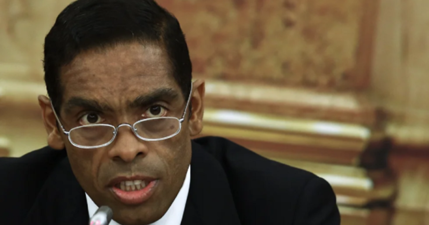 Ex-presidente do BESA Álvaro Sobrinho apropriou-se de milhões desviados do BES