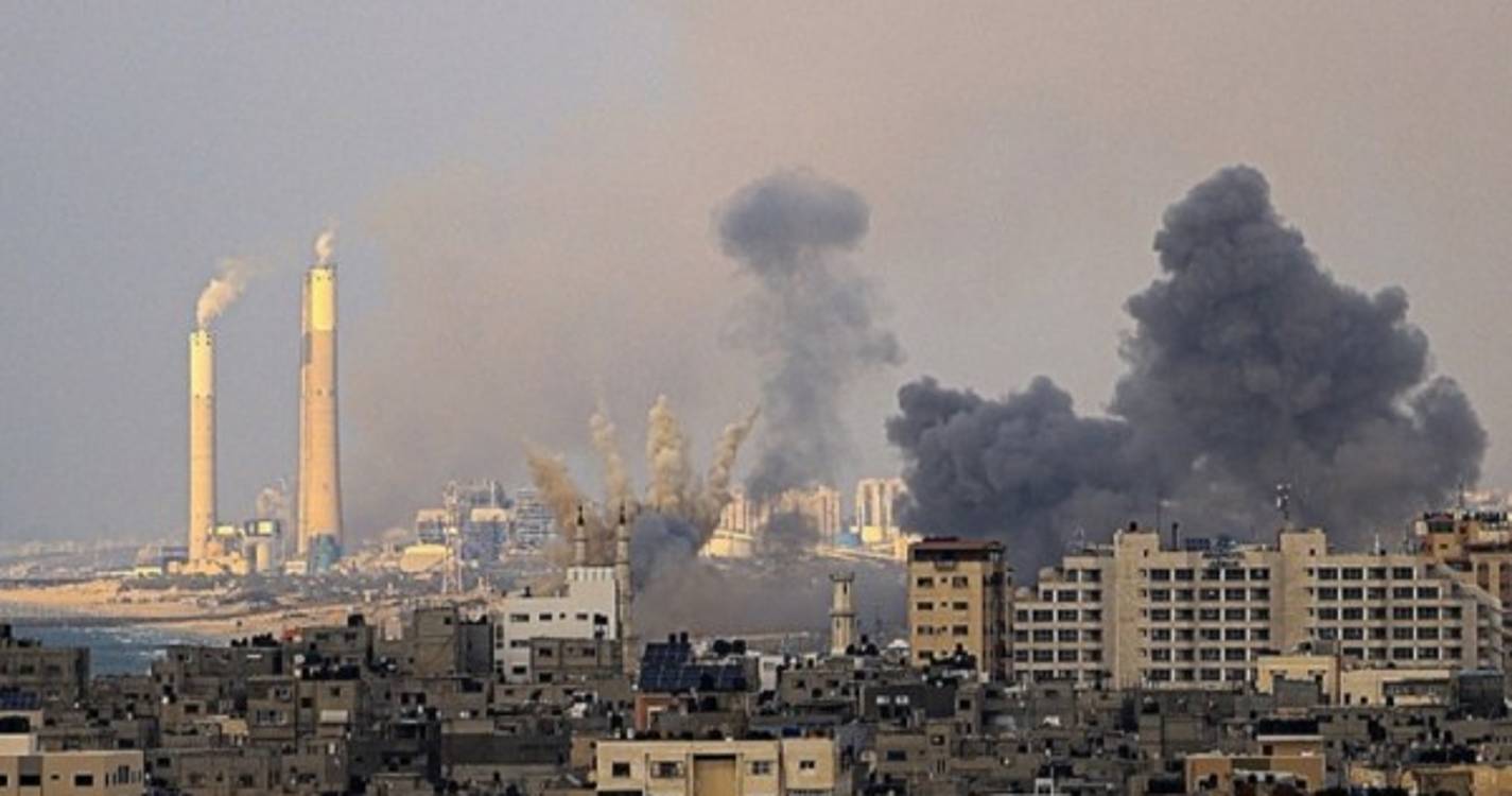 Israel: Centenas de edifícios completamente destruídos na Faixa de Gaza
