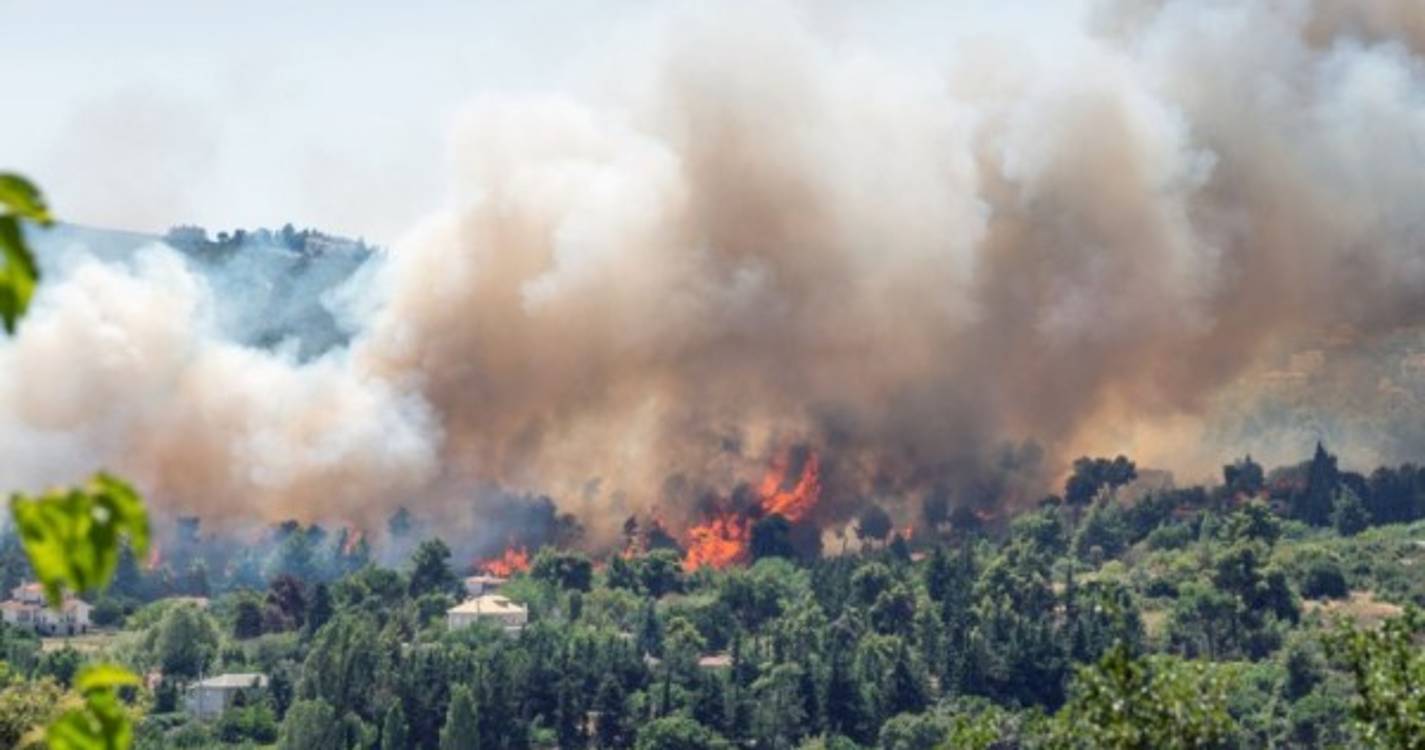 Mais de 60 concelhos de 10 distritos em perigo máximo