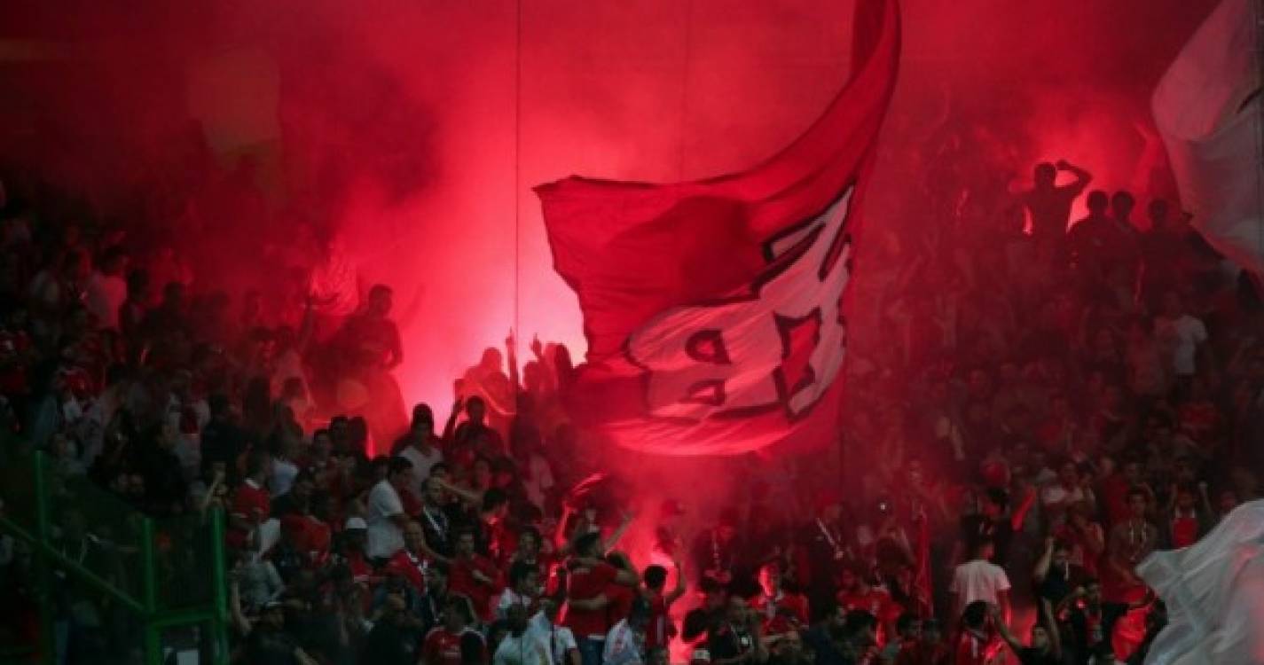 Oito adeptos 'casuals' do Benfica ficam em prisão preventiva