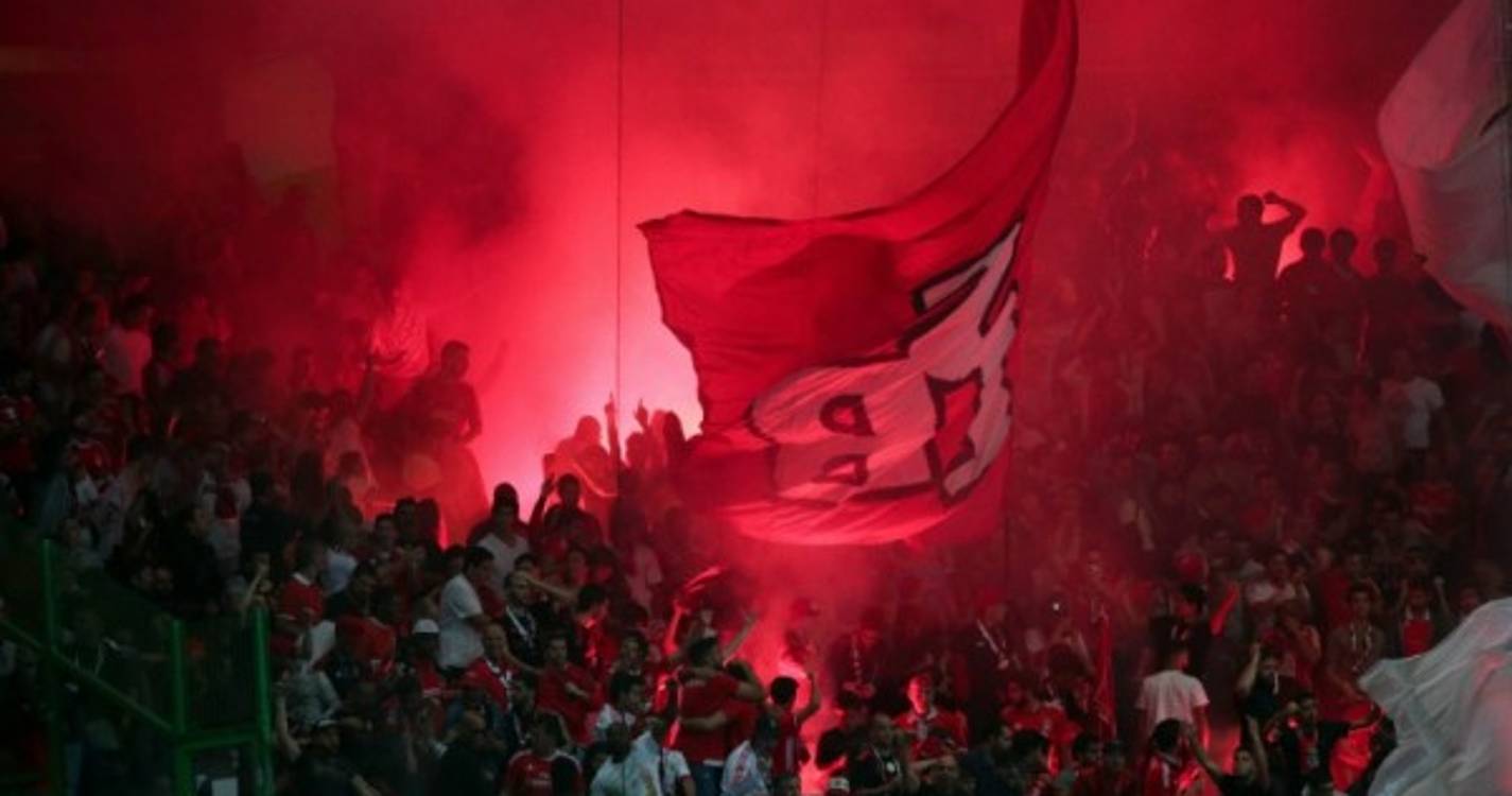 Oito adeptos 'casuals' do Benfica ficam em prisão preventiva