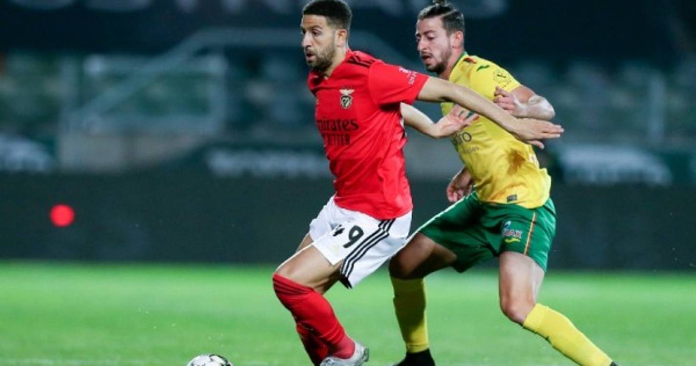 Benfica goleou o Paços Ferreira