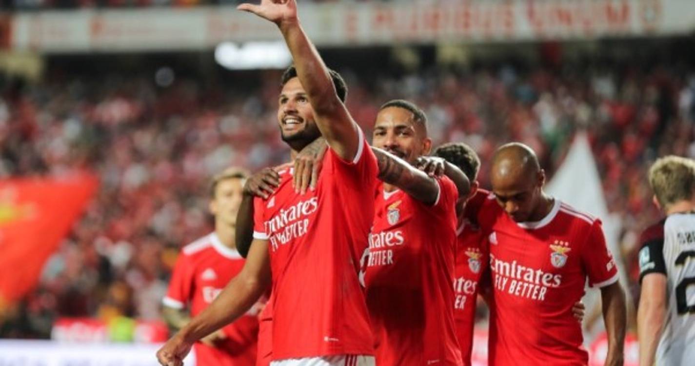 LC: Benfica goleia Midtjylland no Estádio da Luz