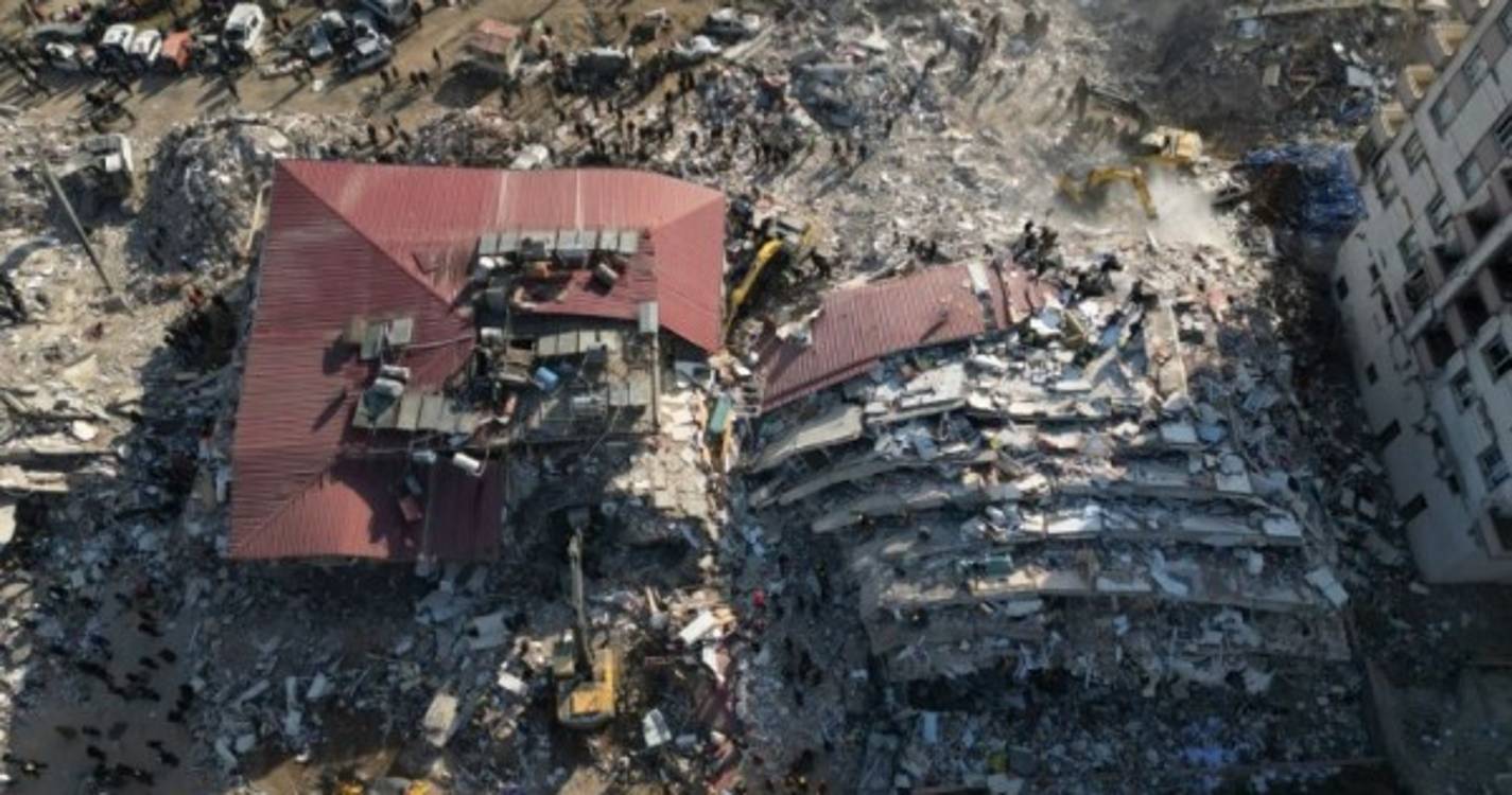 Turquia/Sismo: Autoridades detiveram 64 pessoas por "comentários provocatórios"