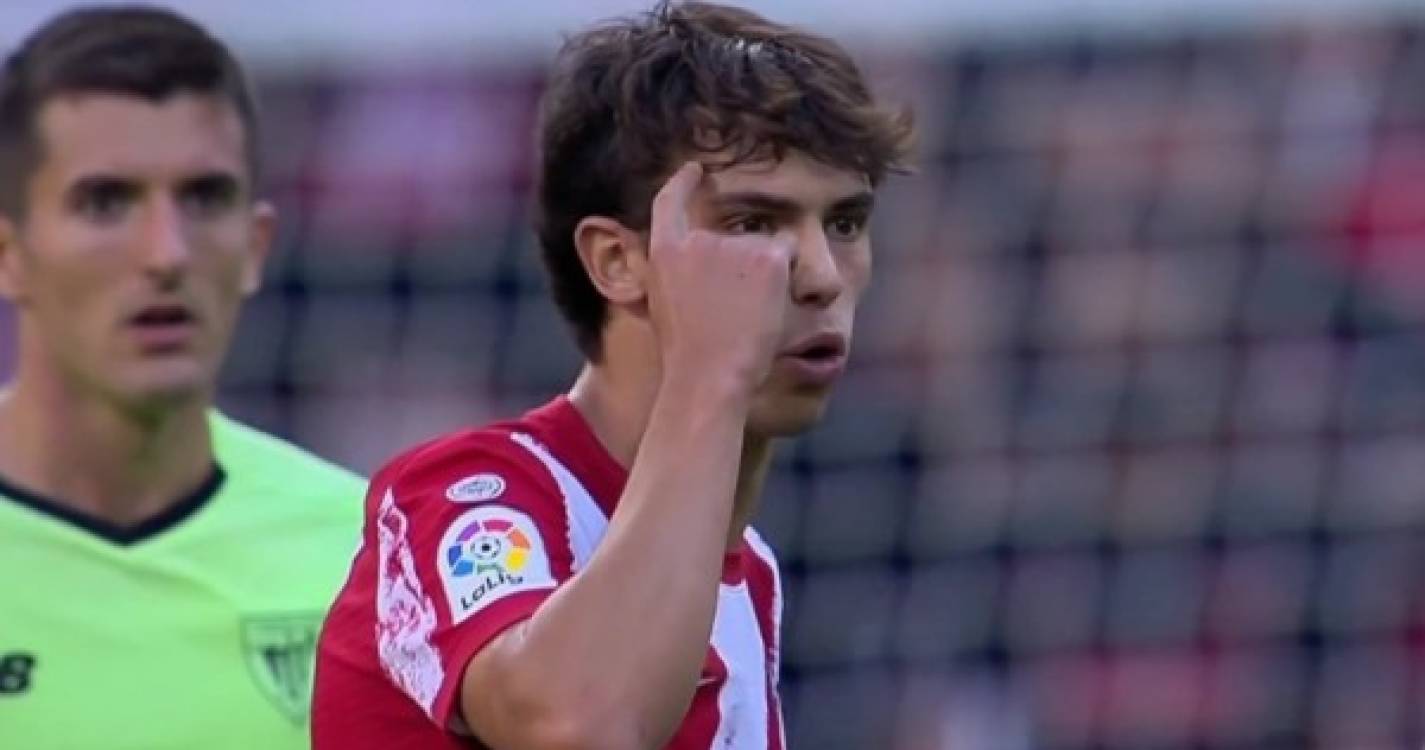 João Félix suspenso por dois jogos na Liga espanhola após expulsão