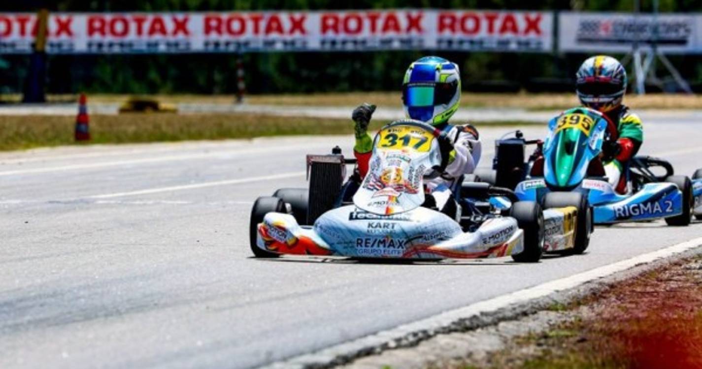 Martim Meneses é Campeão Nacional Júnior Max