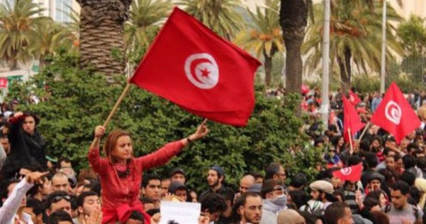 Tunísia palco de manifestações contra Presidente no aniversário da queda da ditadura