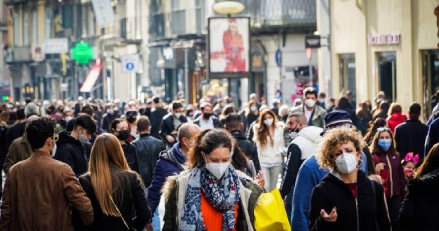 Covid-19: Itália com 23.987 novos casos, mantém tendência ligeira de desacelaração