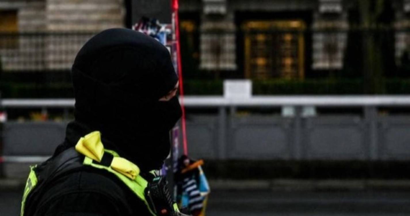 Polícia alemã neutraliza situação de tomada de reféns em Dresden