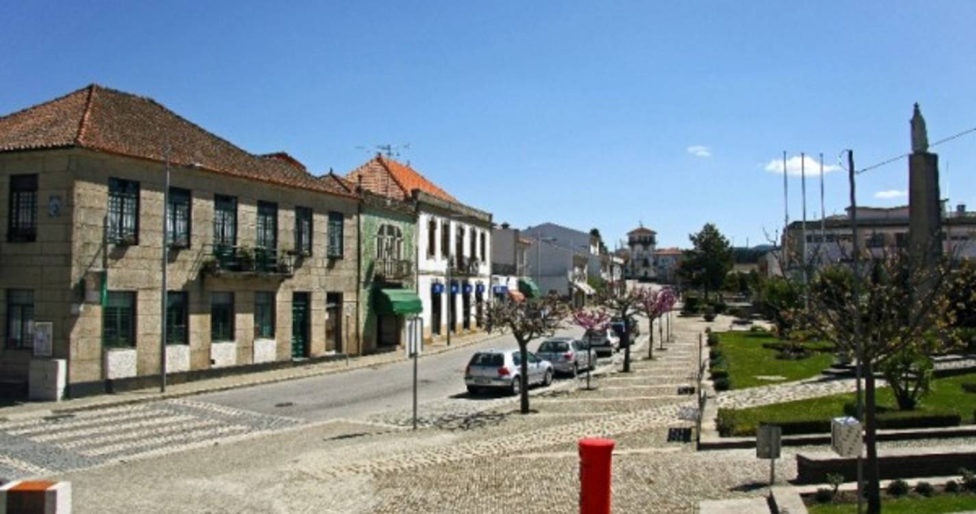 Mulher fica gravemente ferida em agressão com arma branca em Armamar