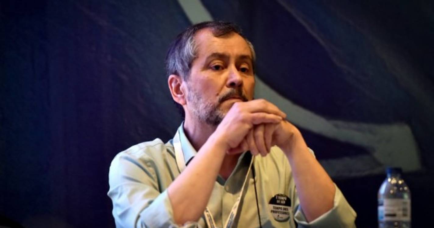 Fenprof e FNE querem fim das vagas para progressão na carreira para todos os docentes