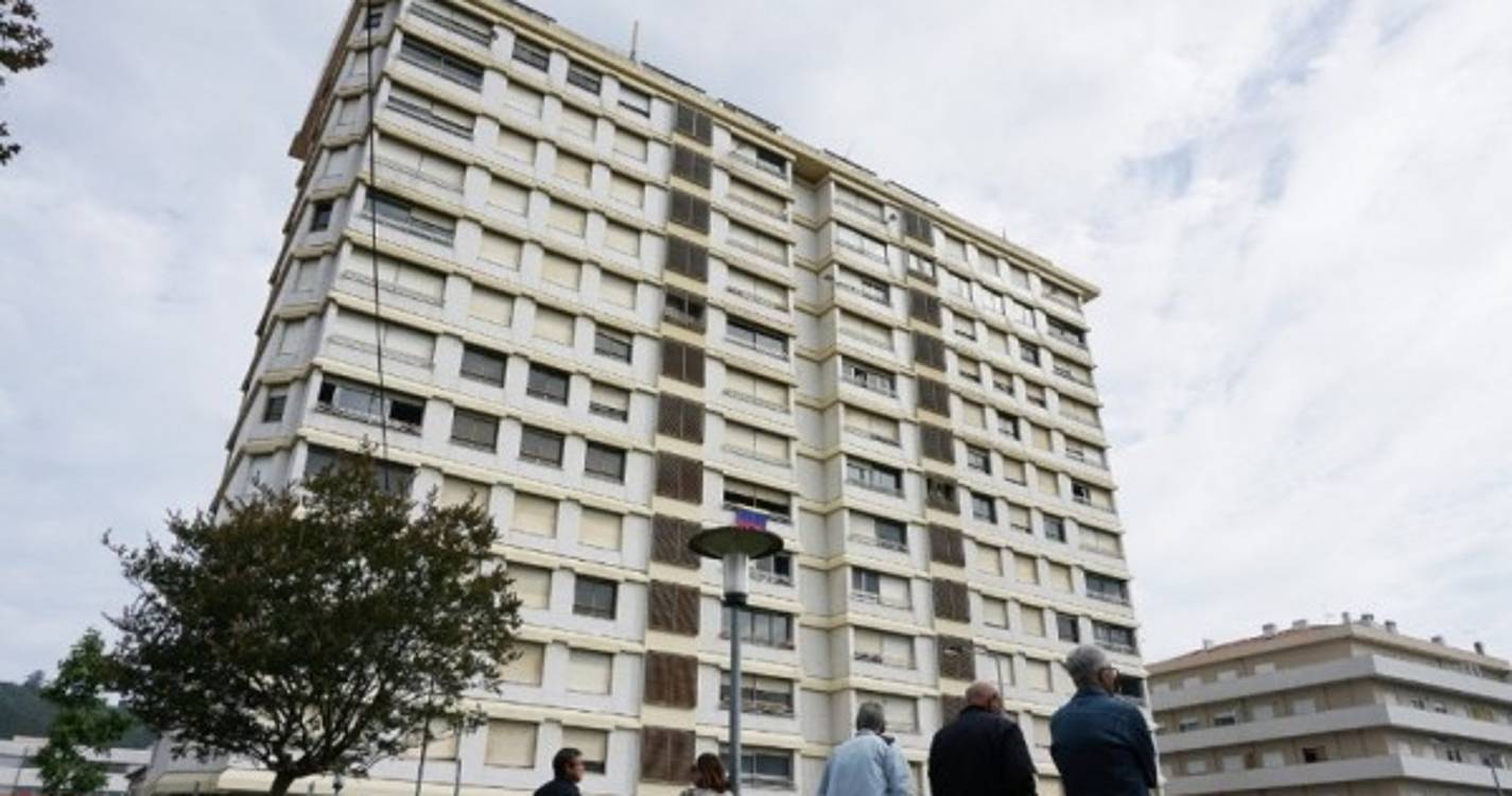 Moradores saem do prédio Coutinho em Viana do Castelo, mas continuam luta judicial