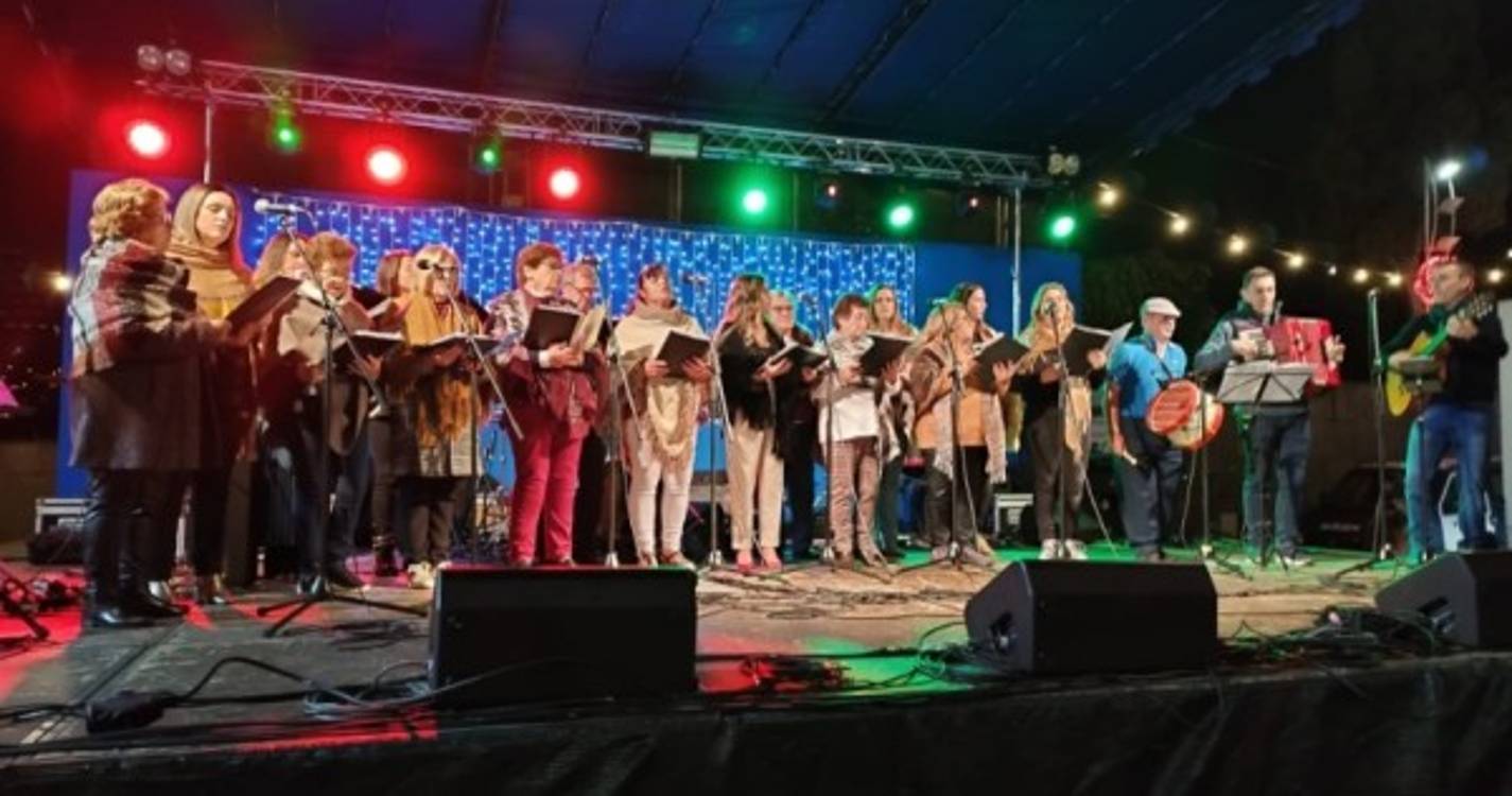 Noite do Mercado no Estreito já aqueceu com cantares da Festa