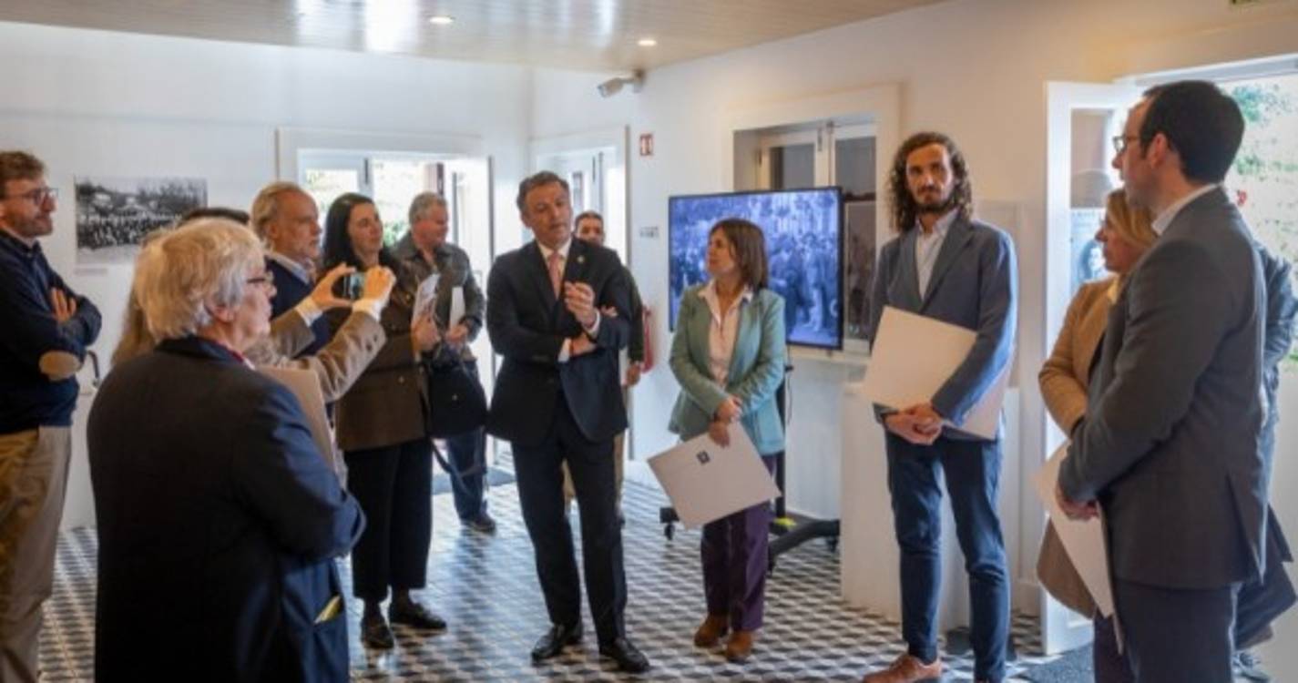 Exposição temporária Carlos D'Áustria patente ao público na Estação do Monte