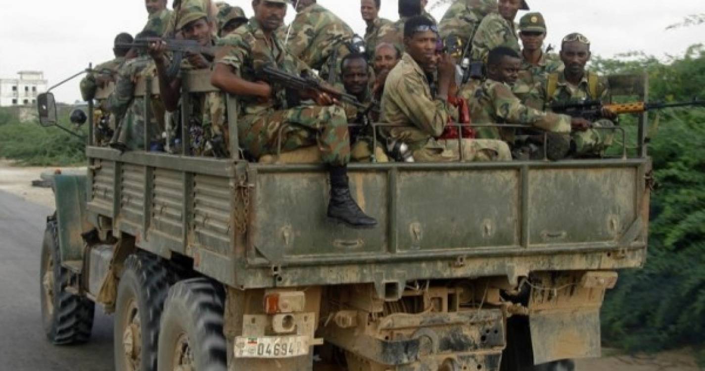Etiópia: Forças de segurança regionais acusadas de execuções sumárias de 50 civis