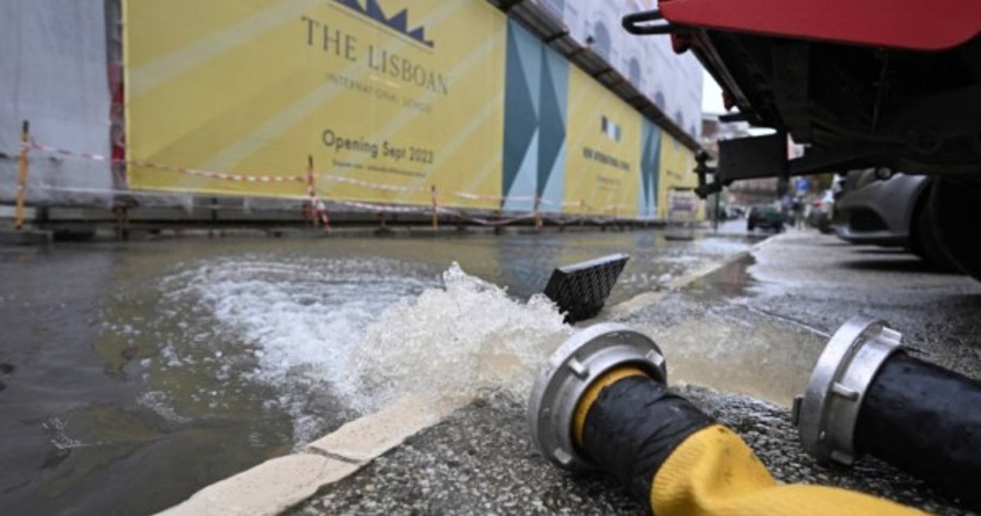 Proteção Civil alerta para continuação de chuva, vento e agitação marítima